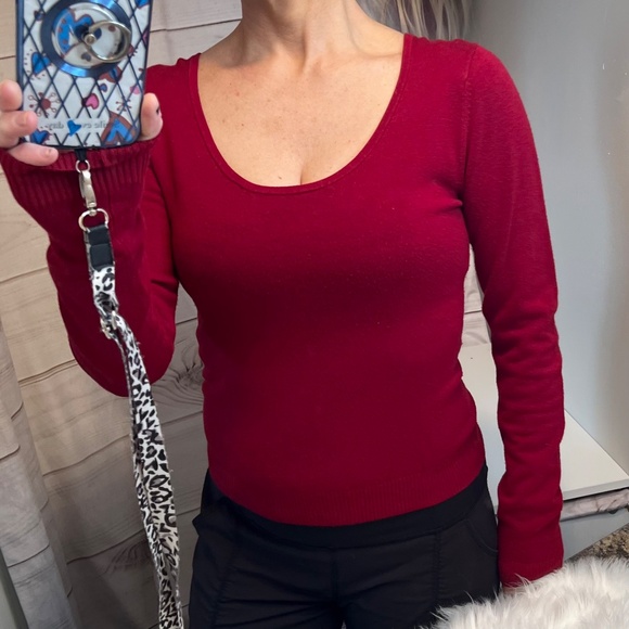 |•ZARA•| Dark Red Burgundy Swoop Neck Fitted Sweater X-long Sleeves - Picture 3 of 11